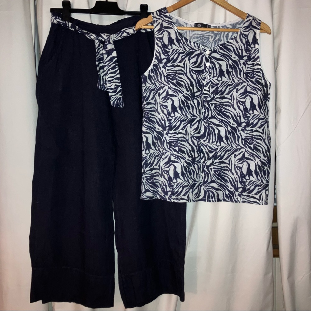 JM Made in Italy 100% Linen Navy and White Zebra Print Top and Pants Set